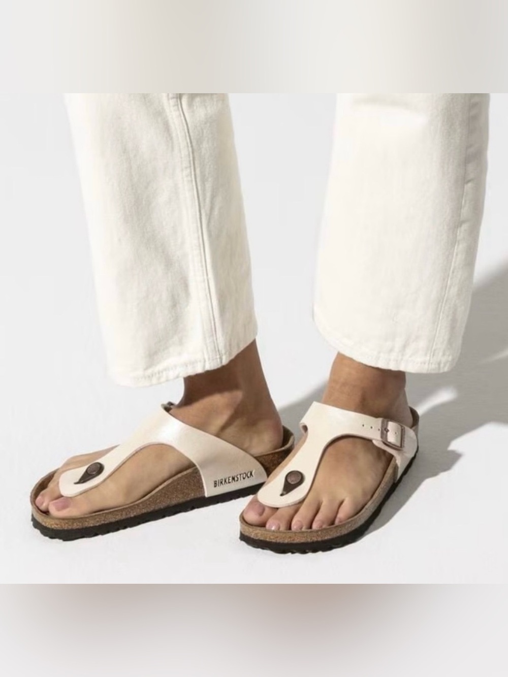 Birkenstock Gizeh Slide Sandals | Size 6 (EU 37) in Pearl